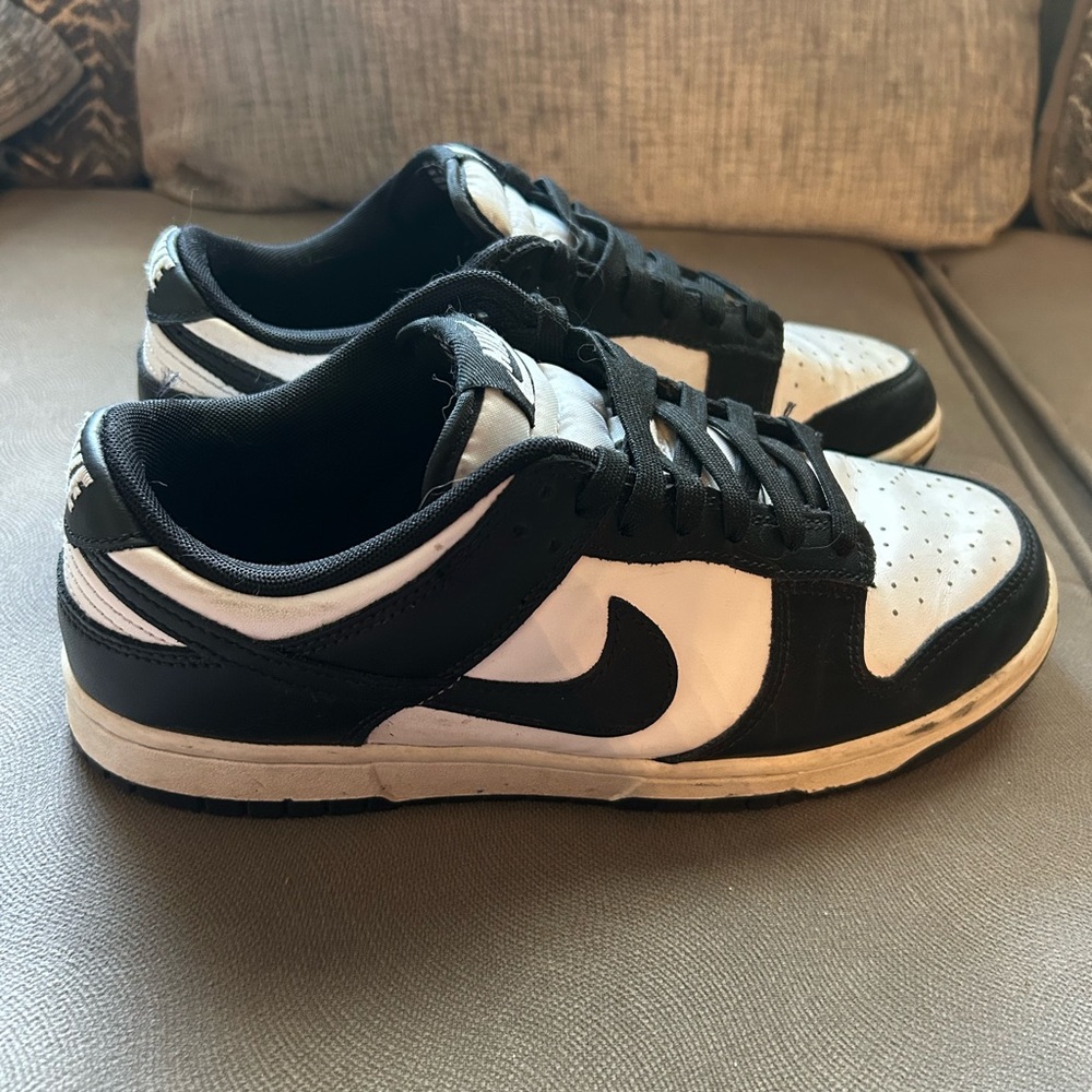 Nike Panda dunks size 8 men